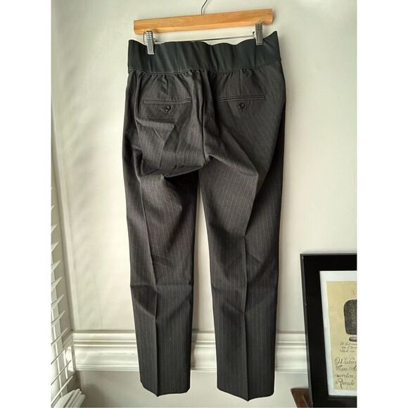 GAP Maternity dress pants - slim cropped size 6 in EUC - Picture 3 of 9
